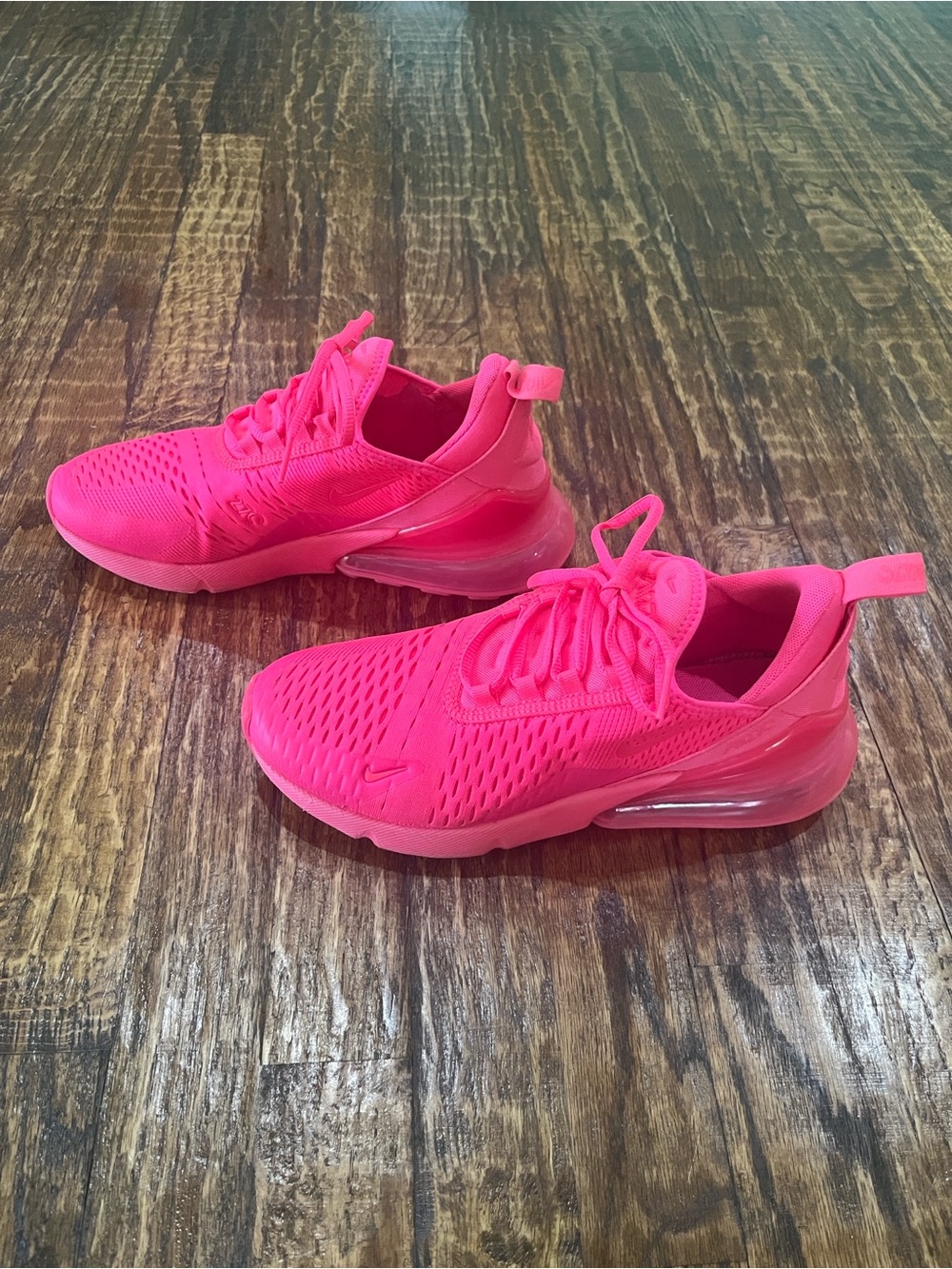 Nike Women’s Air Max 270 Vibrant Pink Sneakers 8 1/2 - Picture 4 of 8